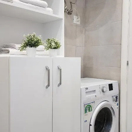 Solar And Appartement Himarë